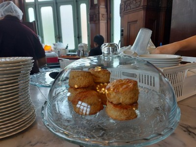 อาหาร หรือ เครื่องดื่ม