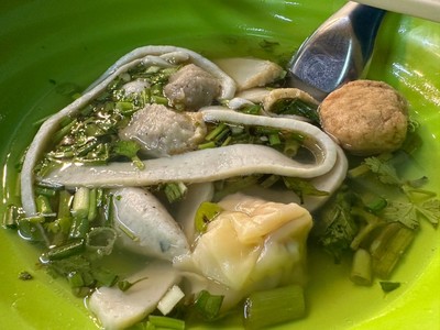 ก๋วยเตี๋ยวเส้นปลา (ไม่งอก)