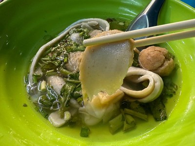 ก๋วยเตี๋ยวเส้นปลา (ไม่งอก)