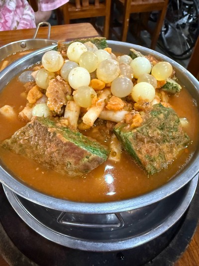 แกงส้มโคตรไข่