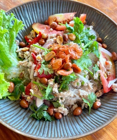 ยำวุ้นเส้นโบราณ