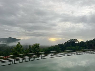 สระว่ายน้ำ/ชายหาด