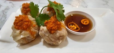 ขนมจีบมันกุ้งเสวย