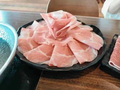 Set หมู
