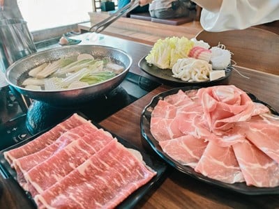 อาหาร หรือ เครื่องดื่ม