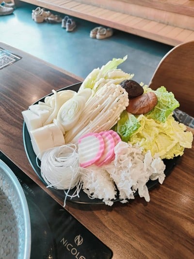อาหาร หรือ เครื่องดื่ม