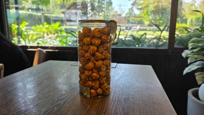 ข้าวโพดคั่ว คาราเมล ใส่แมคคาเดเมีย