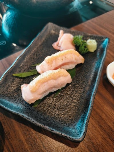 Sushi Salmon ลนไฟ