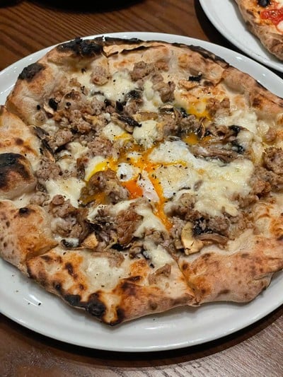 PST Bangkok burrata pizza close-up, Bangkok Italian restaurant