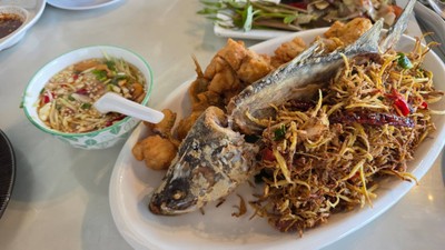 ปลากะพงสองฝั่งโขง