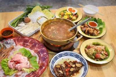 เปิดแล้ว!! แซ่บฮ้อน ลาดพร้าว 71 ใครเป็นสายแซ่บ ชอบความนัว ต้องมาโดน