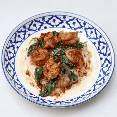 ข้าวกะเพรากุ้ง