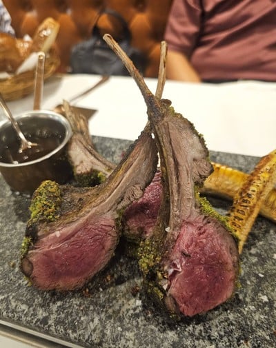 HERB CRUSTED BABY LAMB RACK