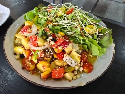 ยำผักผลไม้รวม