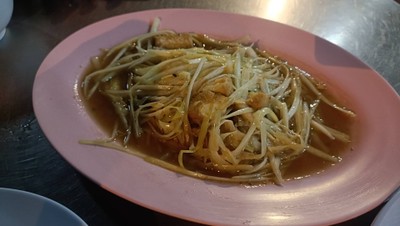 กุยช่ายขาวผัดเต้าหู้หมูสับ