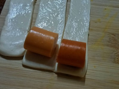 วิธีทำ Puff Pastry Sausage Bites วิธีทำ Puff Pastry Sausage Bites