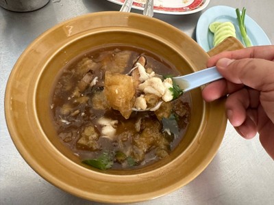 กระเพาะปลาน้ำแดง