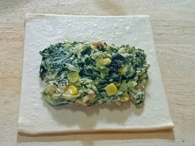 วิธีทำ พายผักโขมชีส / spinach and cheese pie