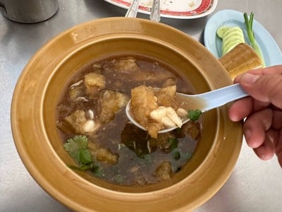 กระเพาะปลาน้ำแดง