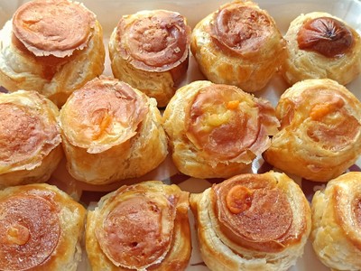 วิธีทำ Puff Pastry Sausage Bites วิธีทำ Puff Pastry Sausage Bites