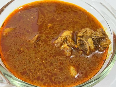 แกงเผ็ดซี่โครงหมู