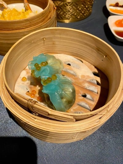 ฮะเก๋ากุ้งทรัฟเฟิล