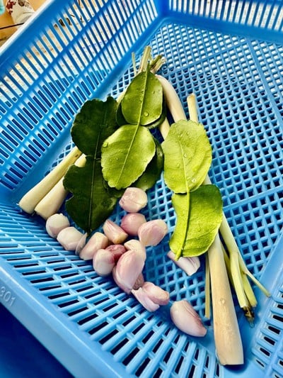 วิธีทำ 🌶️🍋🟩 ยำปลากระป๋อง 🐟🥫 วิธีทำ 🌶️🍋🟩 ยำปลากระป๋อง 🐟🥫