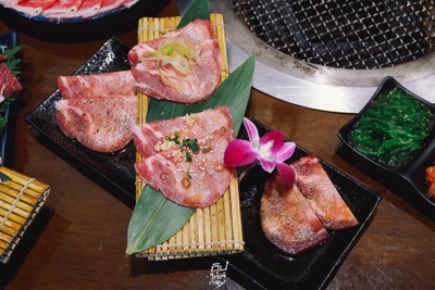 Red Panda Yakiniku x RAGNAROK