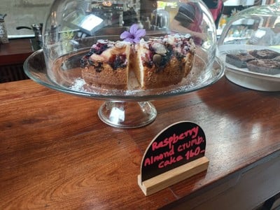 อาหาร หรือ เครื่องดื่ม