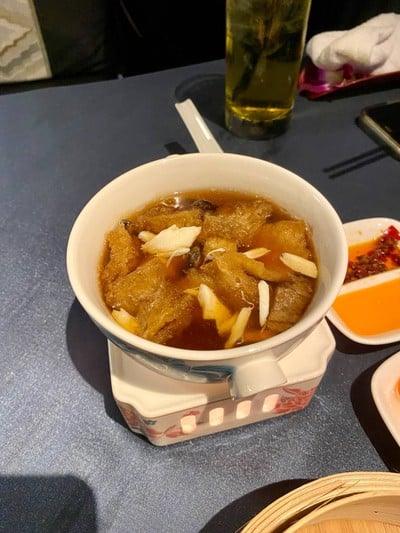 กระเพาะปลาน้ำแดง