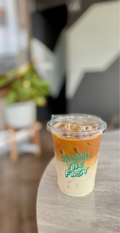 ☕️ ลาเต้เย็น. (ราคา 60 บาท.)
