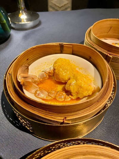 ปูนึ่งผงกะหรี่