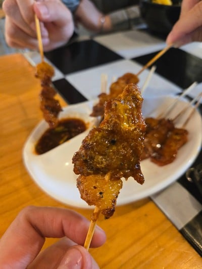 อาหาร หรือ เครื่องดื่ม