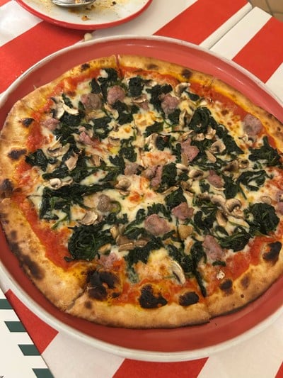 pizza italian sausage, champignon & spinach