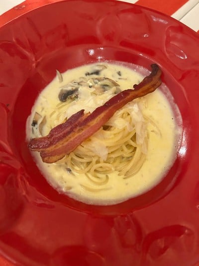 spaghetti carbonara