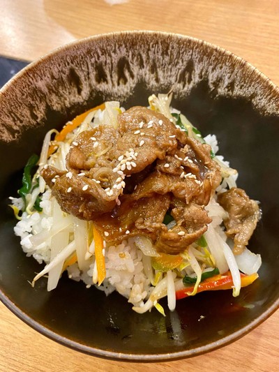 ข้าวบูลโกกิหมู