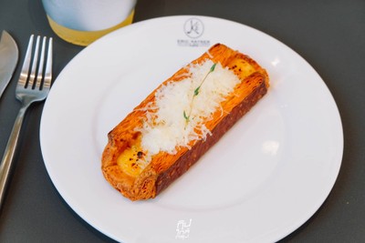 ครัวซองต์เมนูน้องใหม่ "Croissant bar " จากร้าน Eric Kayser