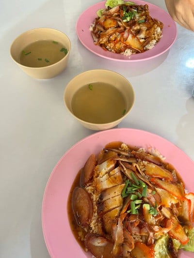 ข้าวหมูแดงหมูกรอบ