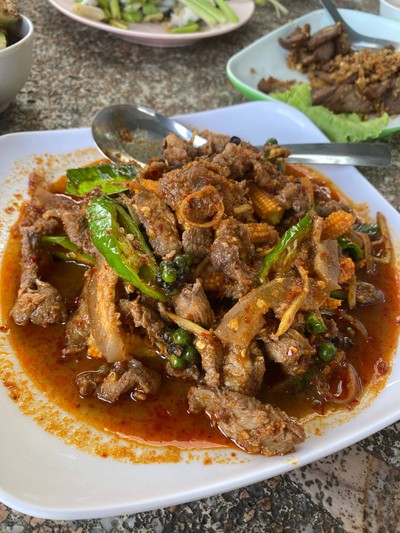 ผัดเผ็ดหมูป่า