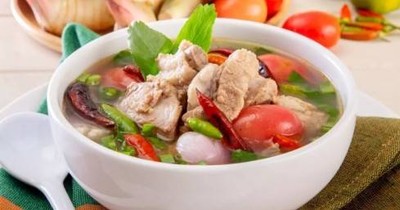 ขาหมูต้มแซ่บพร้อมข้าว ร้อนฉ่ากลางปี