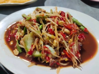 จานละ 40.- บาท