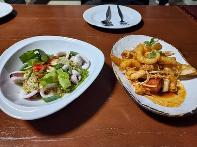 อาหาร หรือ เครื่องดื่ม