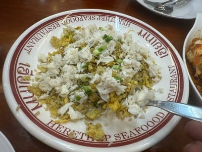 ข้าวผัดปู