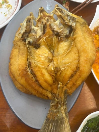 ปลากะพงทอดน้ำปลา