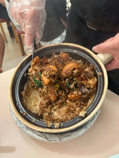 Chicken Claypot Rice