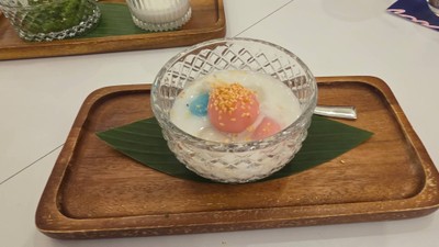 อาหาร หรือ เครื่องดื่ม