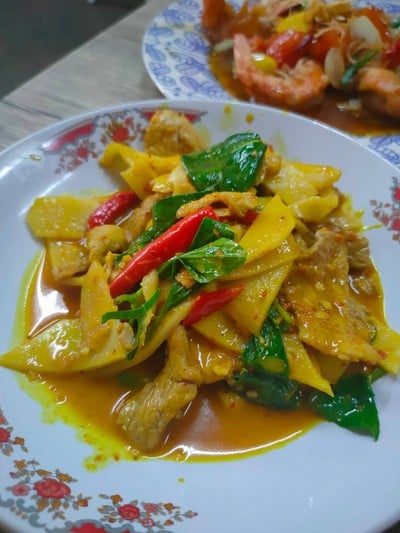 เมนูของร้าน เจี๊ยบ ข้าวต้มโต้รุ่ง