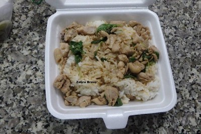 กะเพราไก่ราดข้าว