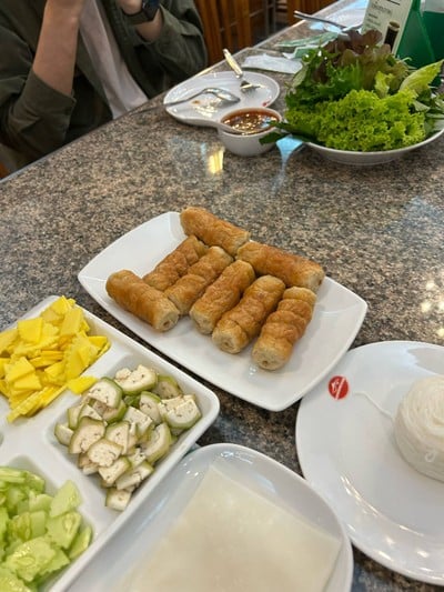 แหนมเนือง