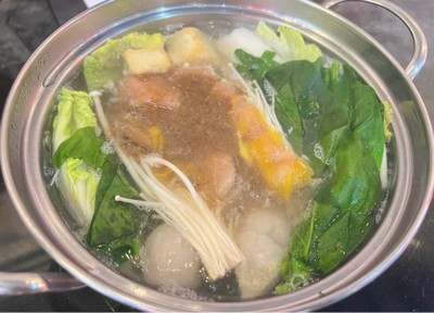 สุกี้โบราณหมู+ชุดผัก